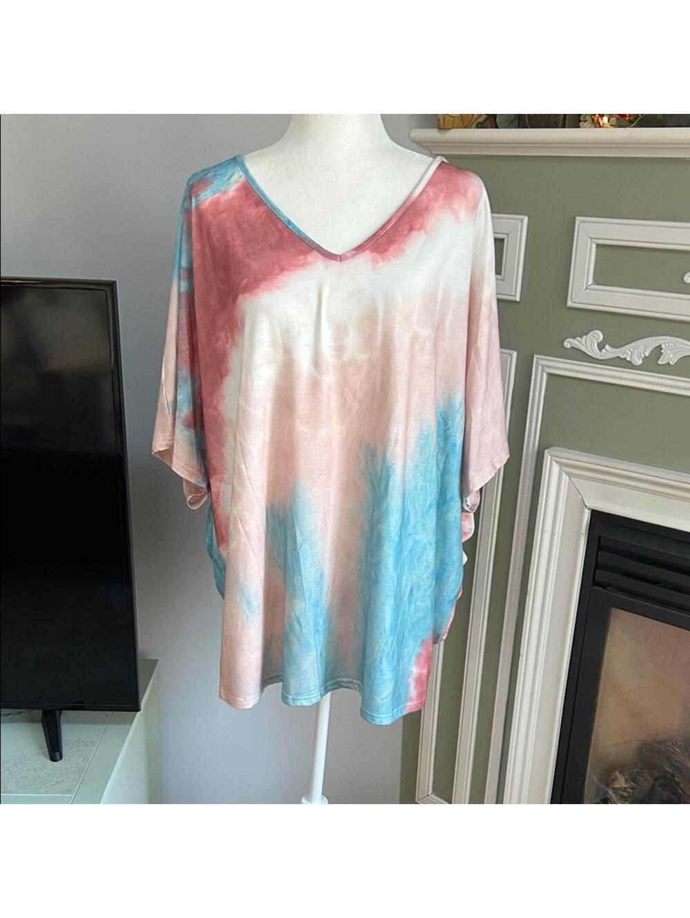 BloomChic Red and Blue Tie-Dye Top